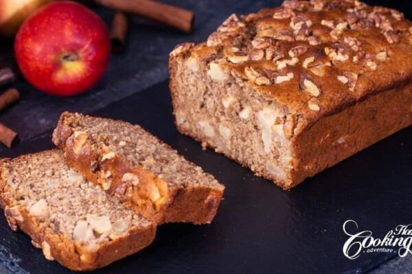 Healthy Sugar-Free Apple Bread, homemade and freshly served