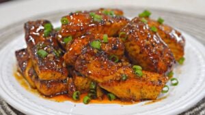 Easy Sweet Chili Salmon Bites, homemade and freshly served