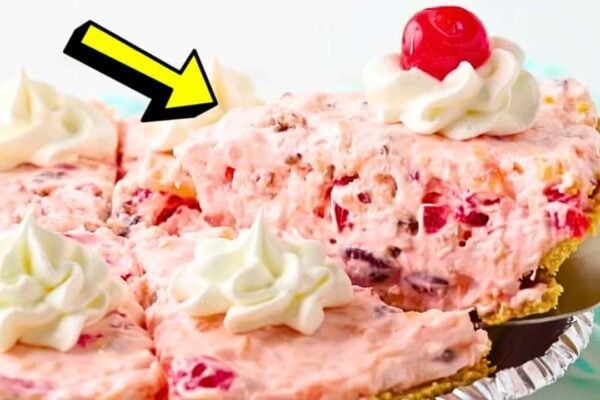 Super Easy No-Bake Millionaire Pie, homemade and freshly served