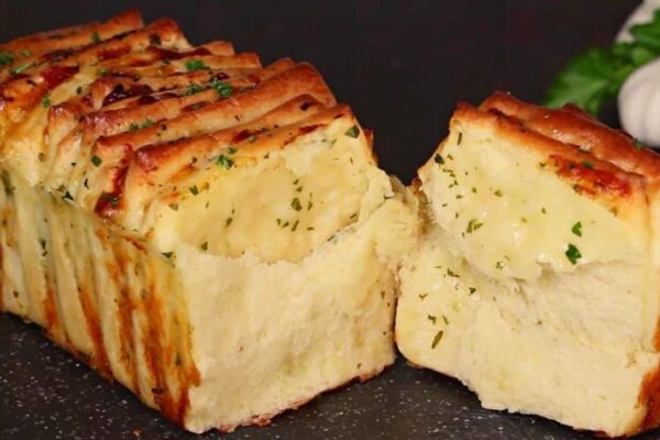 Easy To Make Pull-Apart Garlic Cheese Bread, homemade and freshly served