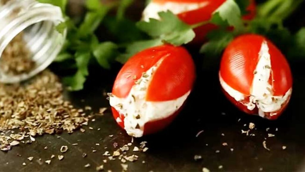 Easy Tomato Salad Bouquet, homemade and freshly served