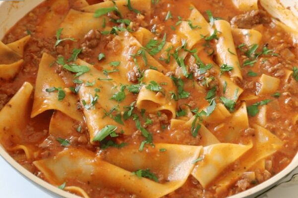 Easy Viral TikTok Lasagna Soup, homemade and freshly served