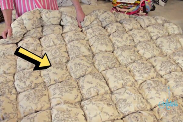 Finished Easy Warm Winter Bed Quilt Sewing, a completed DIY project