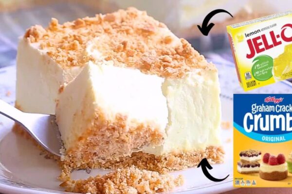 Easy 10-Minute Woolworth Copycat Cheesecake, homemade and freshly served