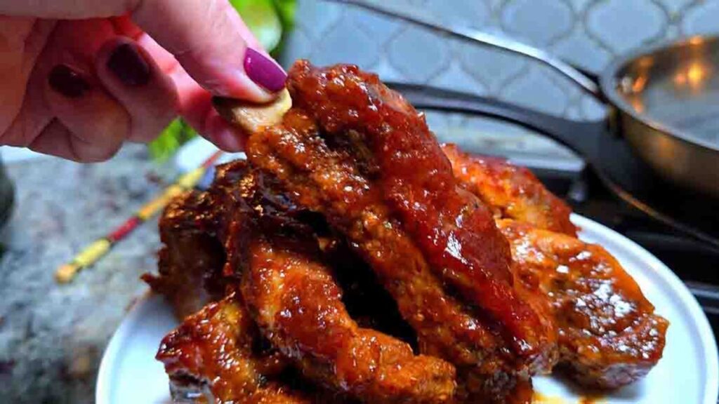 Fall-Off-The-Bone Lazy BBQ Ribs, homemade and freshly served