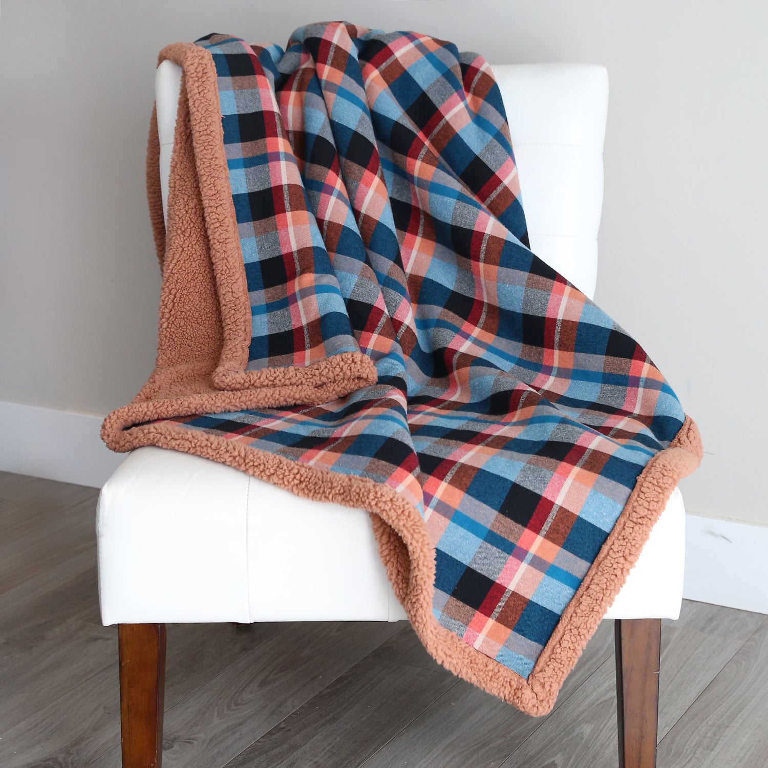 Flannel and Sherpa Blanket - Sewing Projects for the Home Flannel and Sherpa Blanket - Sewing Projects for the Home