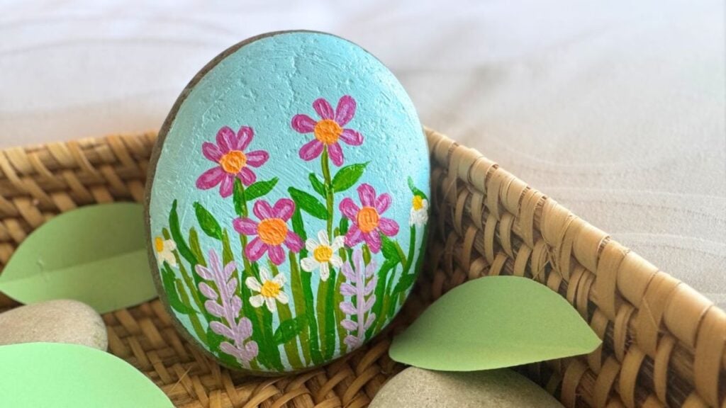 How to Paint Flowers on Rocks — easy step-by-step DIY tutorial.
