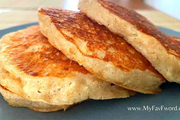 Fluffy Apple Pancakes, homemade and freshly served