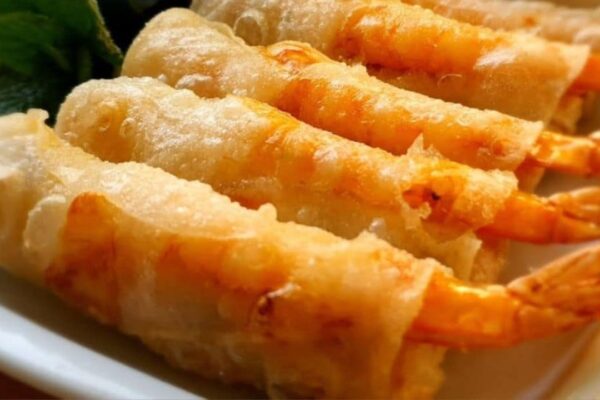 Fried Shrimp Spring Rolls, homemade and freshly served