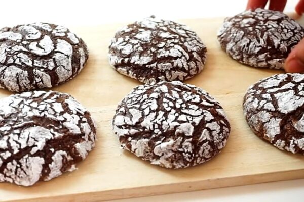 Fudgy and Chewy Chocolate Crinkle Cookies, homemade and freshly served