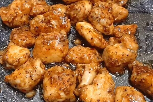 Garlic Butter Chicken Breast, homemade and freshly served