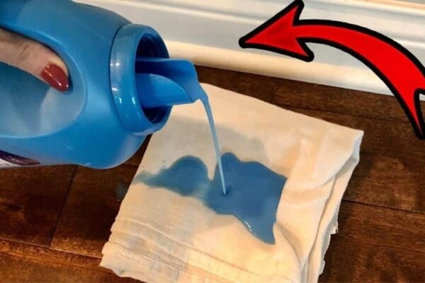Genius Furniture & Baseboard Dust Cleaning Trick