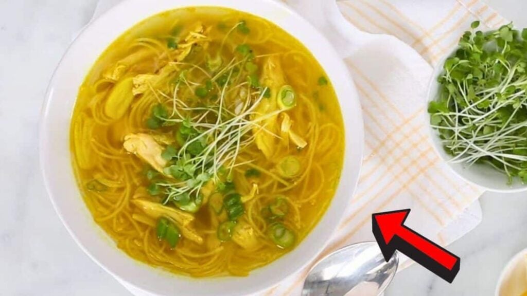 Ginger-Spice Chicken Soup, homemade and freshly served