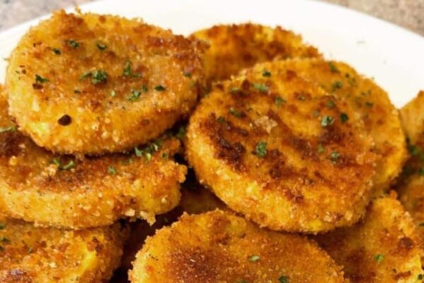 Gluten-Free Fried Squash, homemade and freshly served