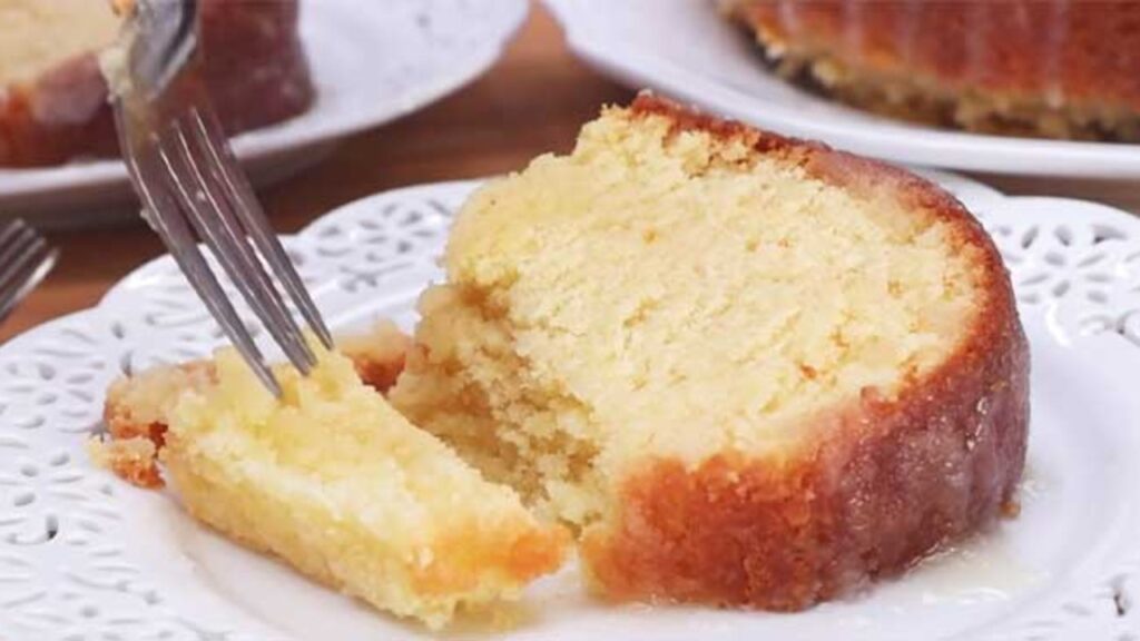 Gooey Kentucky Butter Cake, homemade and freshly served