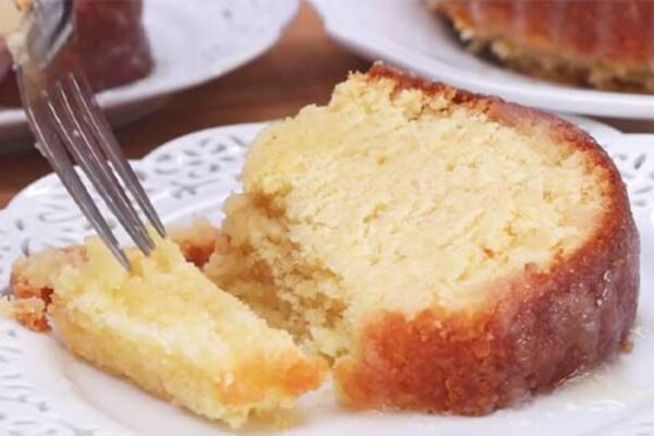 Gooey Kentucky Butter Cake, homemade and freshly served