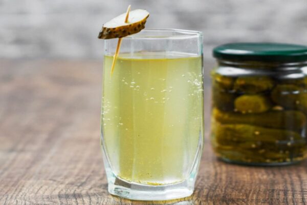 6 Health Benefits of Drinking Pickle Juice, homemade and freshly served