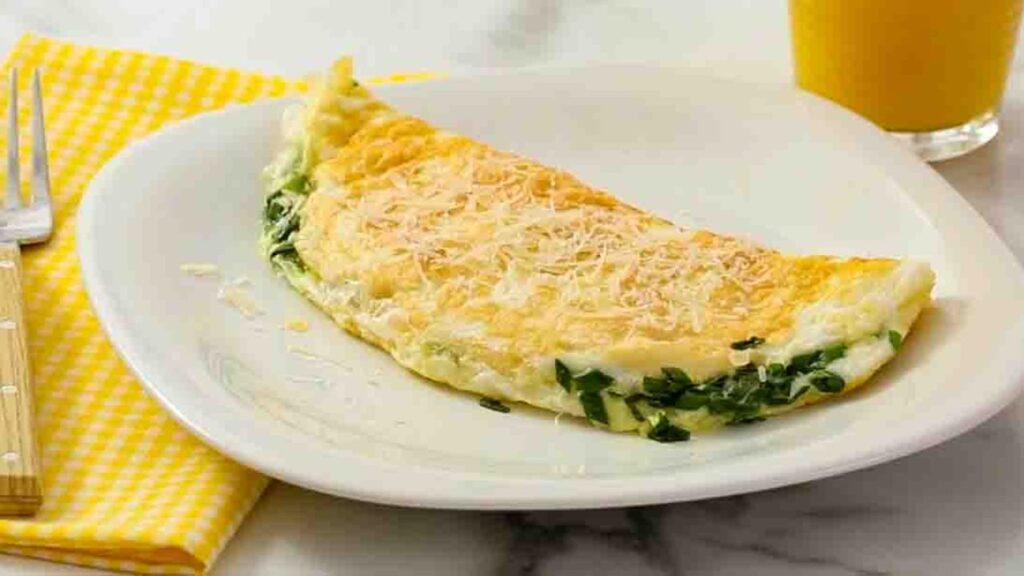 Healthy and Easy Egg White Omelet, homemade and freshly served