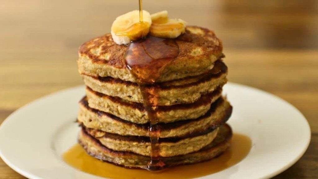 Healthy Banana Oatmeal Pancakes, homemade and freshly served