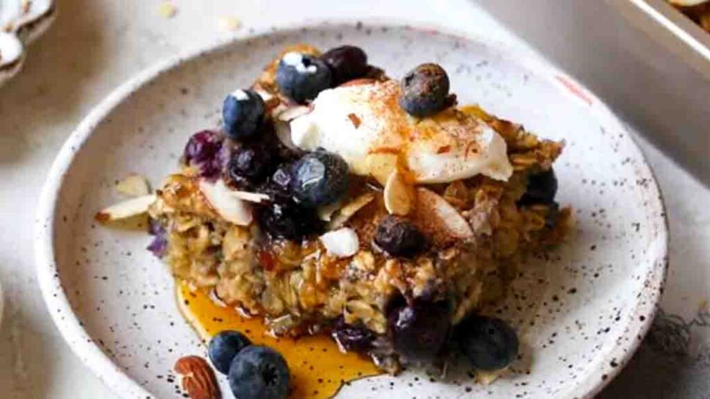Healthy Blueberry Baked Oatmeal, homemade and freshly served