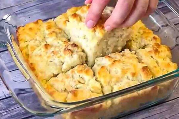 Homemade Butter Dip Buttermilk Biscuits, homemade and freshly served