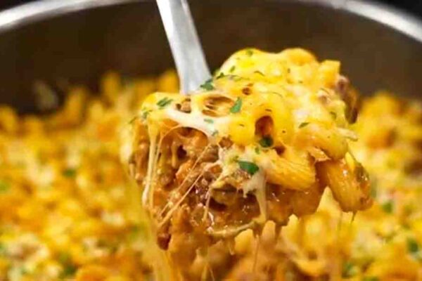 Ultimate Homemade Hamburger Helper, homemade and freshly served