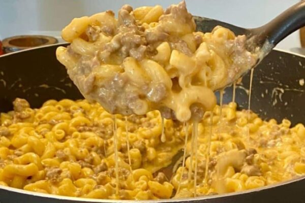 Easy Classic Hamburger Helper, homemade and freshly served