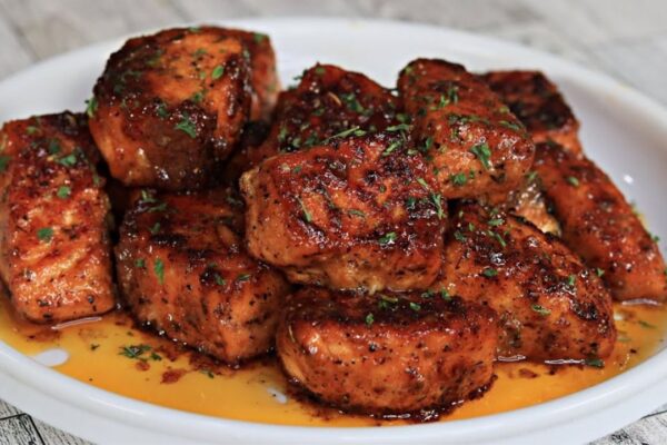 Honey Butter Garlic Glazed Salmon Bites, homemade and freshly served