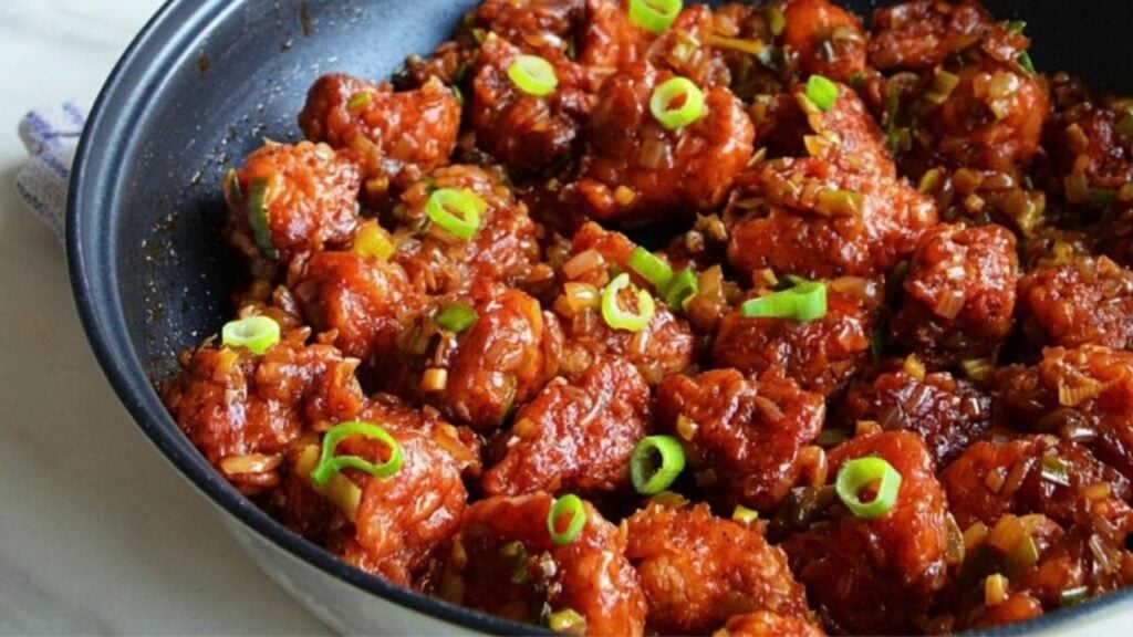 Honey Garlic Cauliflower, homemade and freshly served