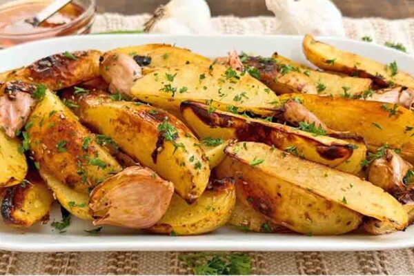 Honey Roasted Potato Wedges, homemade and freshly served