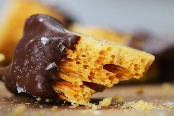 Honeycomb Toffee (4-Ingredient ), homemade and freshly served