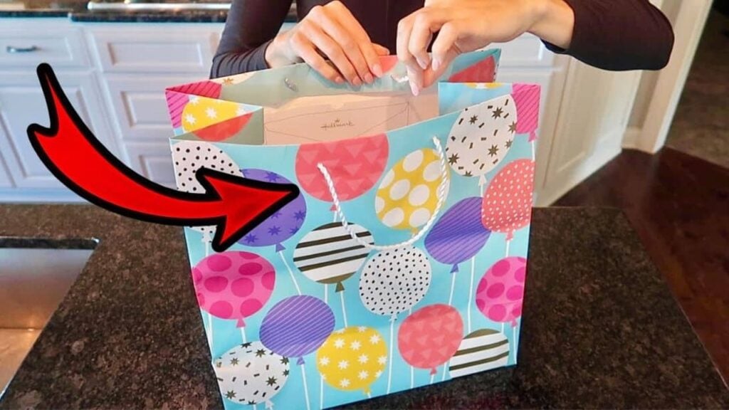 Finished How to Close a Gift Bag Without Tape, a completed DIY project