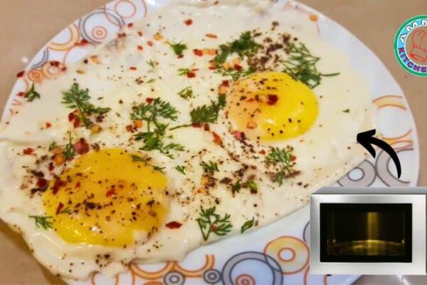 How to Cook the Perfect Microwave Egg in One Minute, homemade and freshly served
