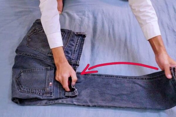 How to Fold Clothes to Save Space