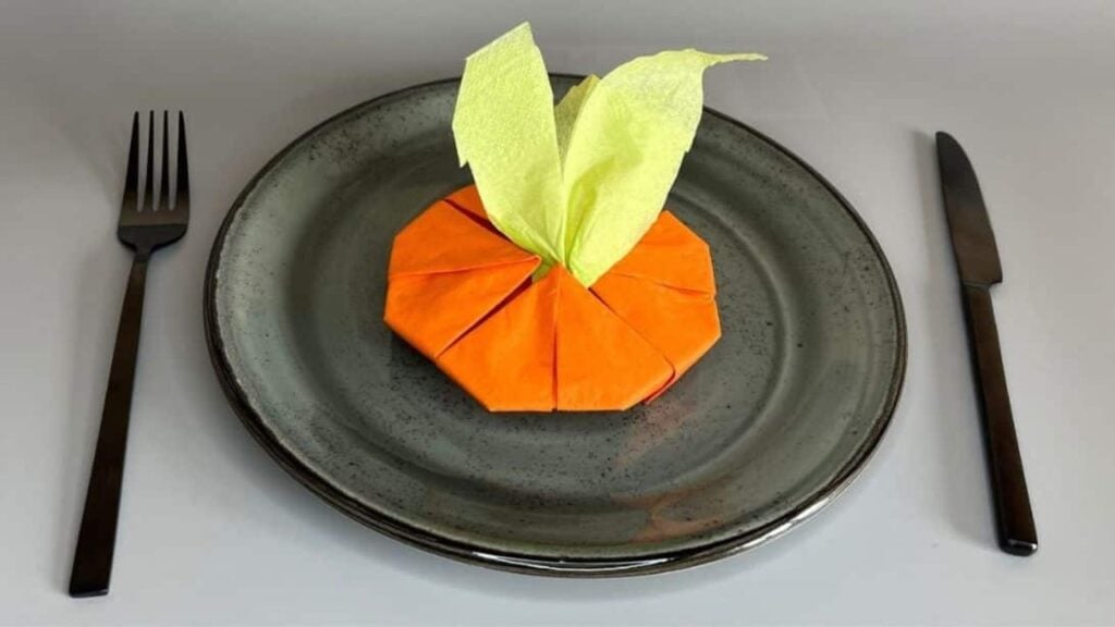 How to Fold Pumpkin Napkins