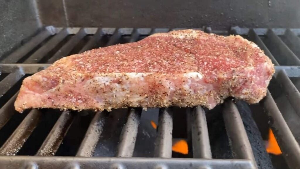 How to Grill the Perfect Steak Every Time, homemade and freshly served