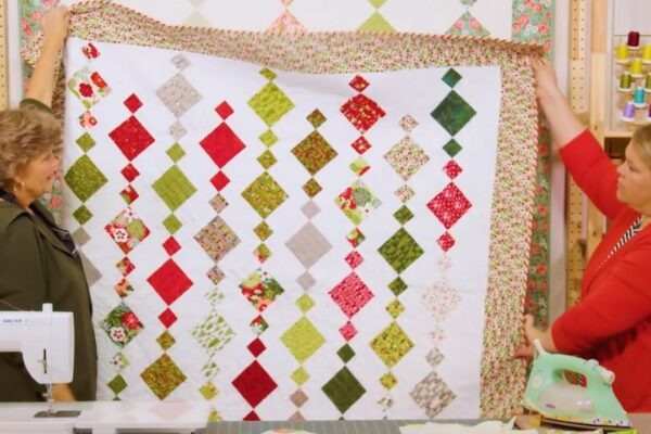 Finished a Chandelier Quilt, a completed DIY project