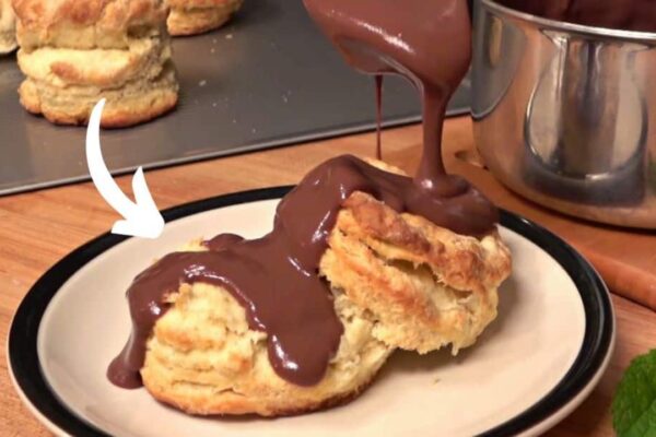Chocolate Gravy For Biscuits, homemade and freshly served