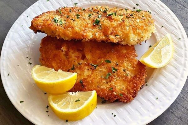 Crispy Fried Chicken Cutlets, homemade and freshly served