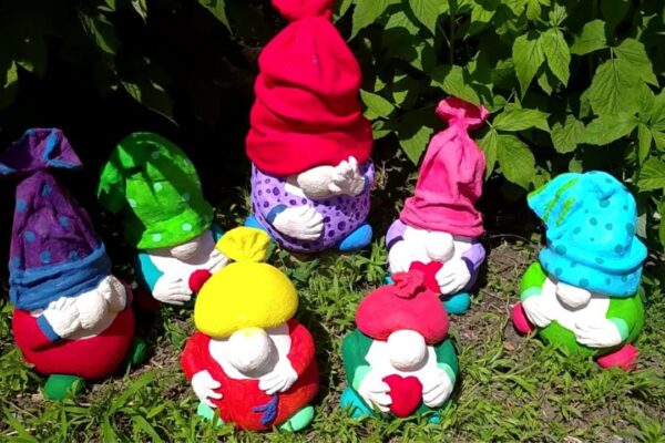 Finished DIY Garden Gnomes Using Old Socks, a completed DIY project