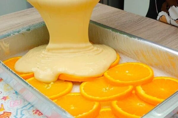 Easy Orange Cake, homemade and freshly served