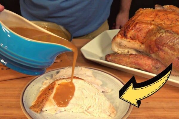 Gravy From Turkey Drippings, homemade and freshly served