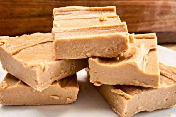 Easy 2-Ingredient Homemade Fudge, homemade and freshly served