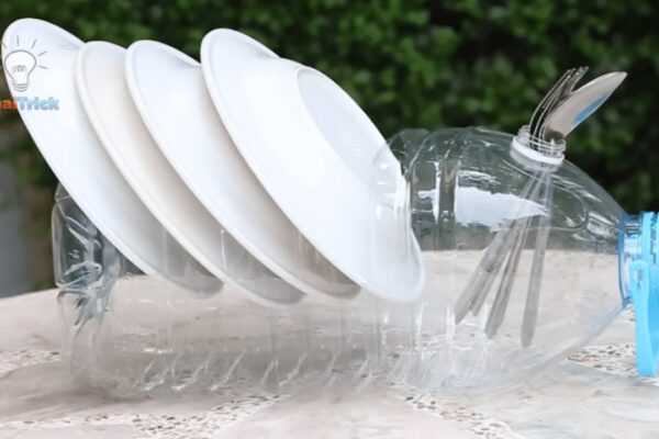 5 Ways to Reuse Plastic Bottles