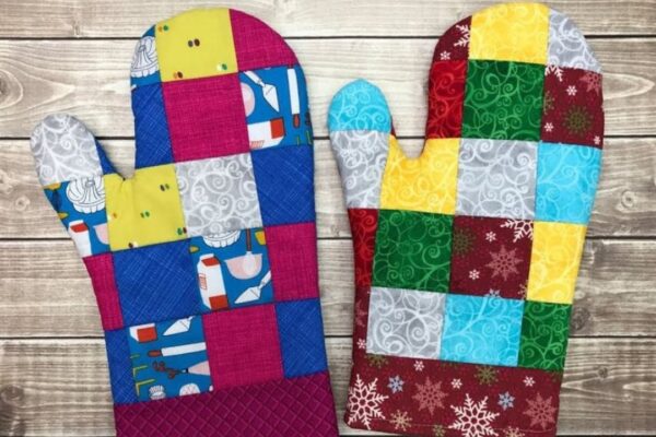 Finished How to Sew Patchwork Oven Mittens, a completed DIY project