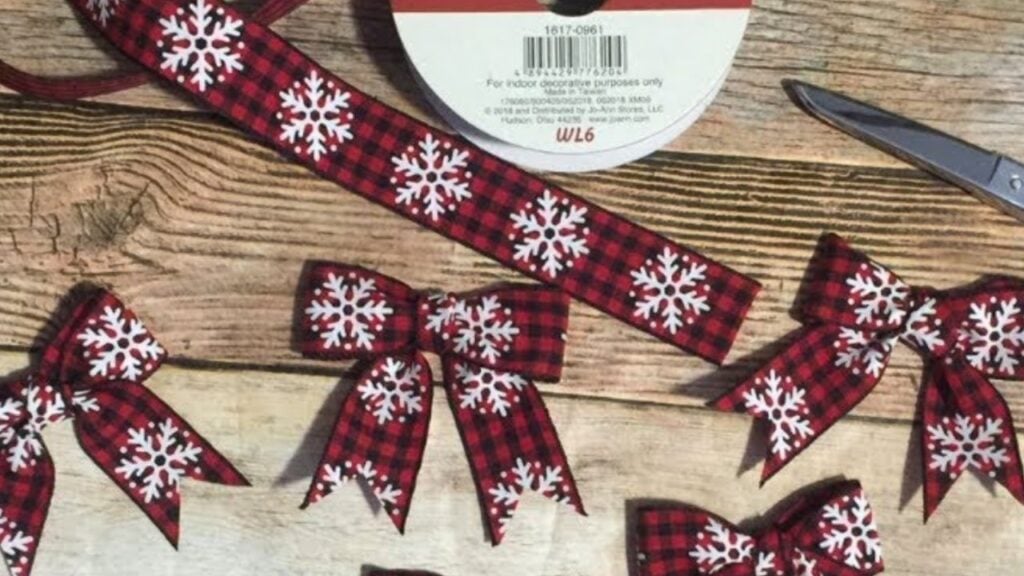 How To Tie A Perfect Bow Easily