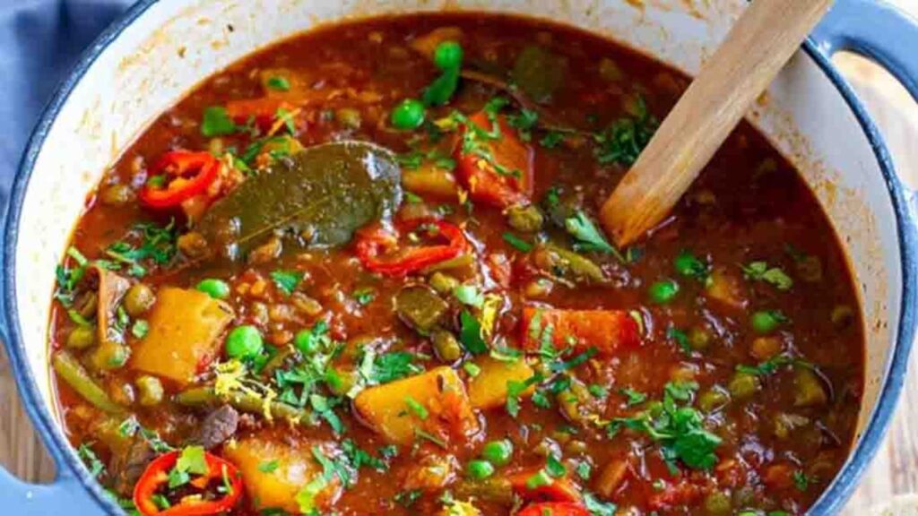 Instant Pot Vegetable Stew, homemade and freshly served