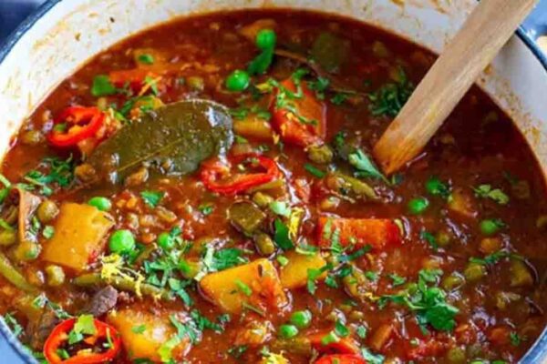 Instant Pot Vegetable Stew, homemade and freshly served