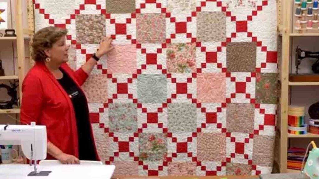 Finished Irish Change Quilt with Jenny Doan, a completed DIY project