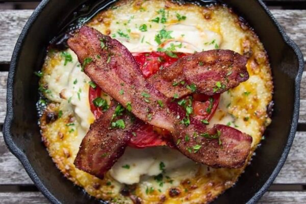 Kentucky Skillet Hot Brown Sandwich, homemade and freshly served
